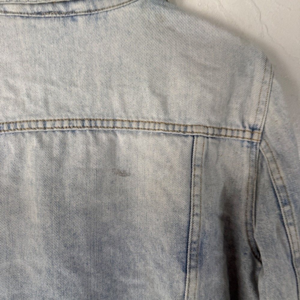 Free People Distressed Light Wash Denim Jacket Women's L‎ Boho Festival Western - Picture 5 of 10